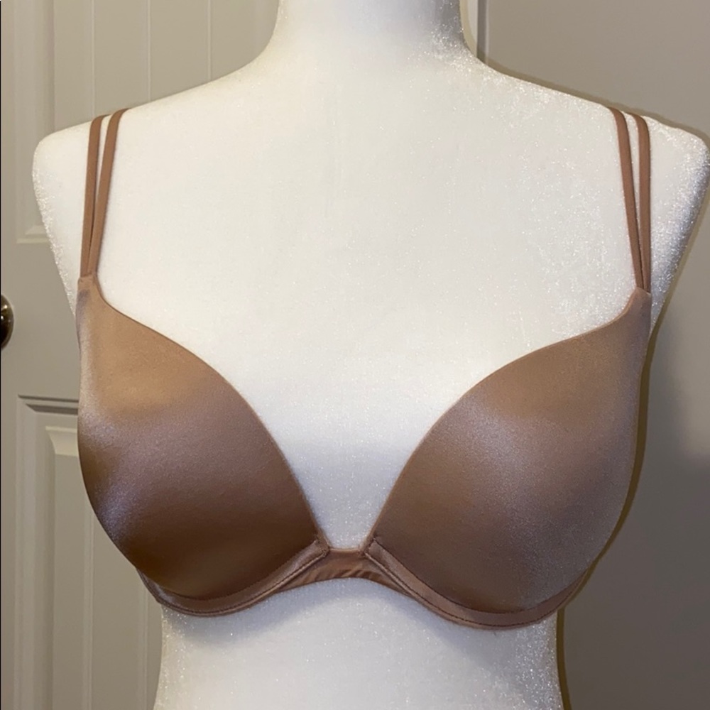 Victoria’s Secret Very Sexy Push-Up 32DD